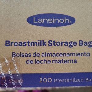 Breastmilk Storage Bags Lansinoh 200 Ct. 6 oz sealed in  original box